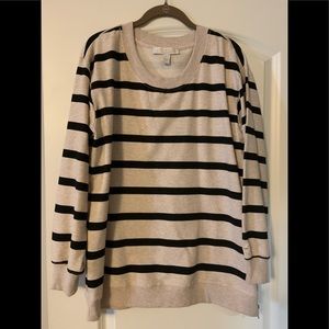 Life Worx by Gloria Vanderbilt size is medium. Off white with black stripes